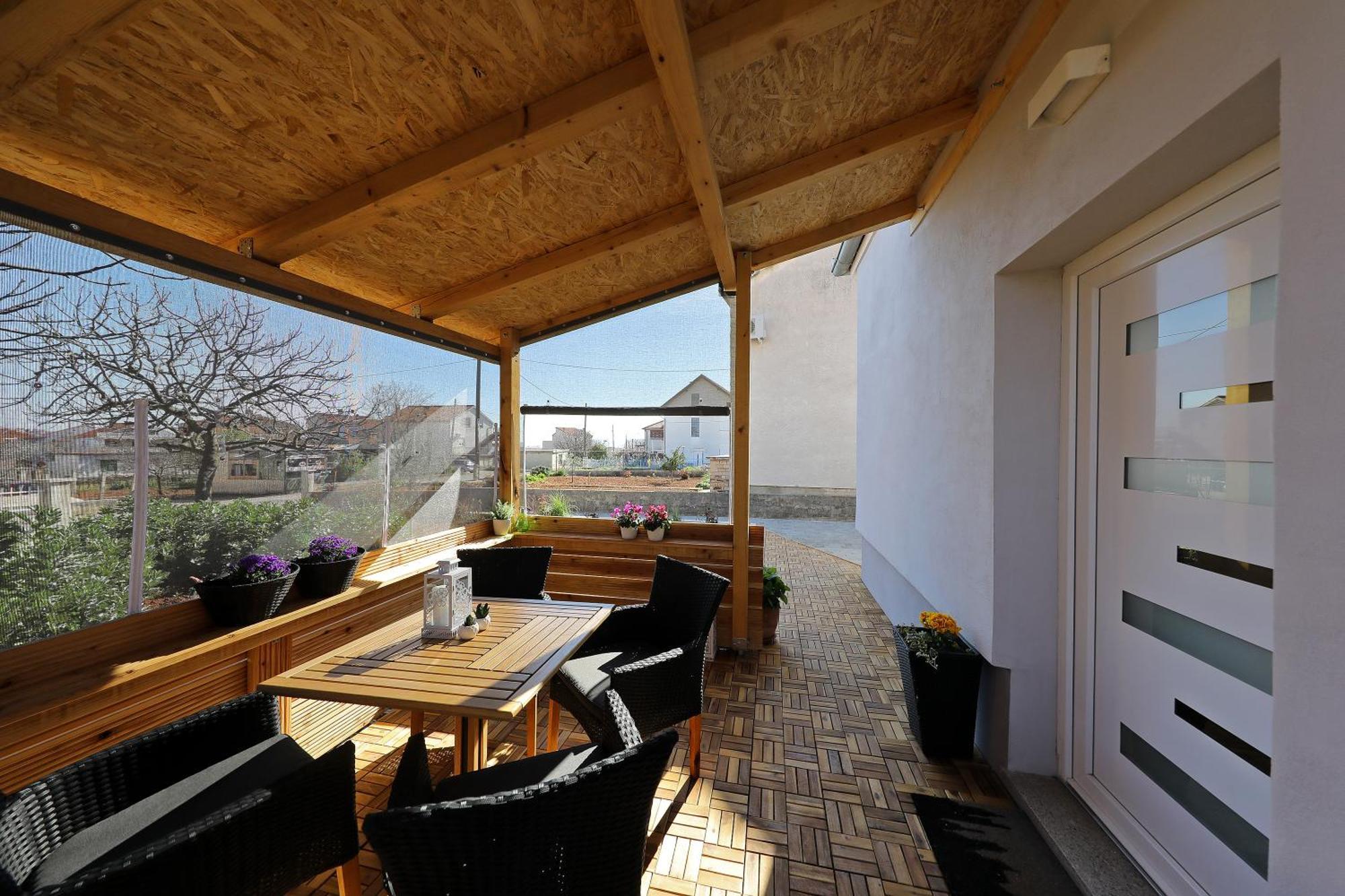 Studio Apartman Summer Flower Zadar Extérieur photo