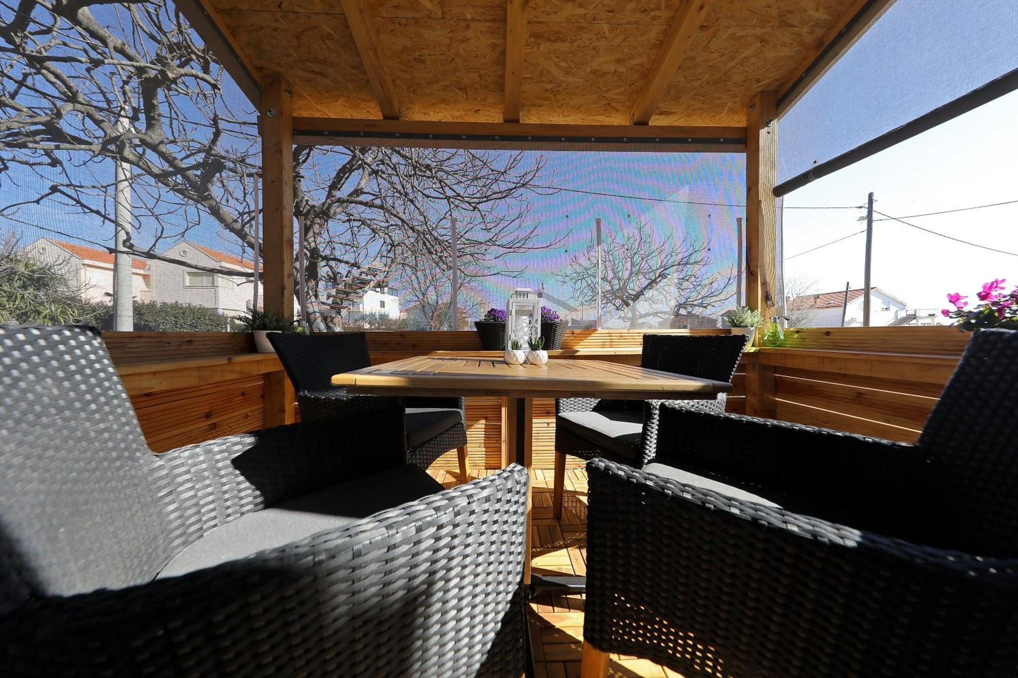 Studio Apartman Summer Flower Zadar Extérieur photo